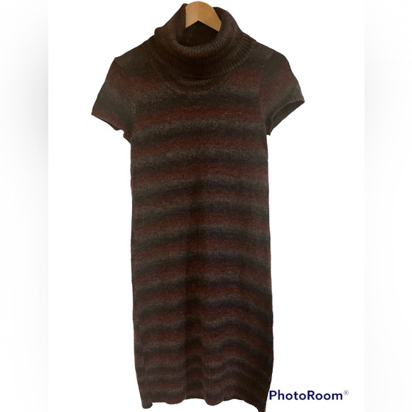 Like new! Smart Set Sweater dress, XS size. Worn once. Wool blend. - Picture 1 of 13